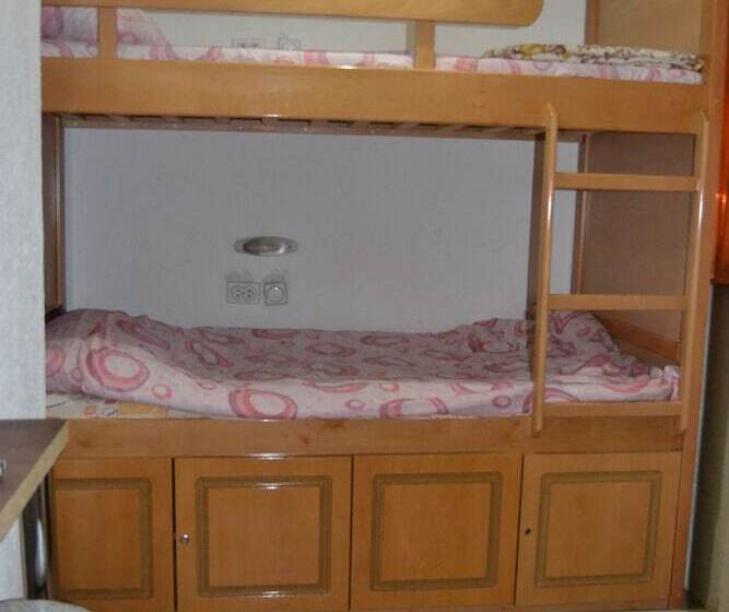 تختخواب در اتاق مشترک, Hostel Valentin 2