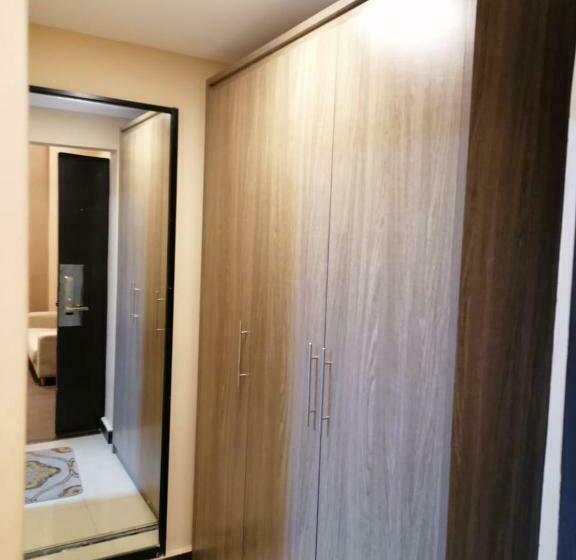 استودیوی استاندارد, Al Shaiki