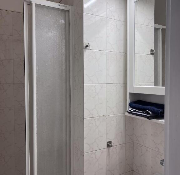 آپارتمان 1 خوابه, Avion