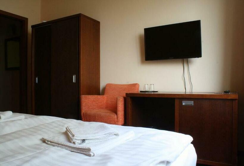 스탠다드 룸, Garni Hotel Cosmopolitan