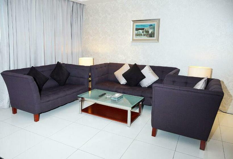 جناح إدارى, Grand Mayral