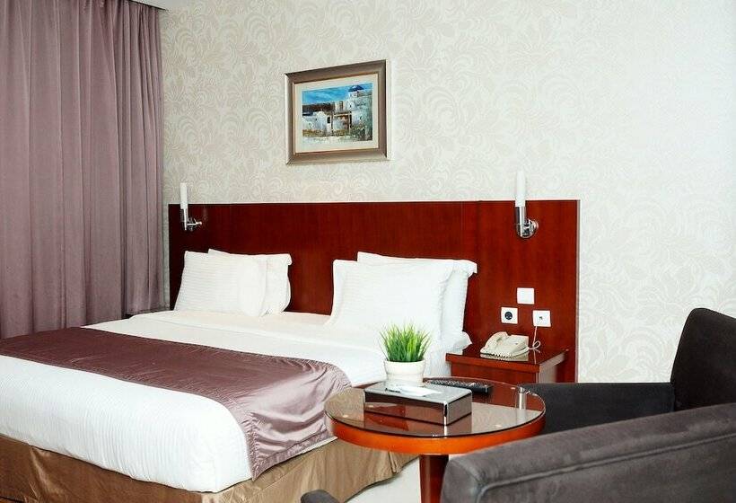 إستوديو قياسى, Grand Mayral