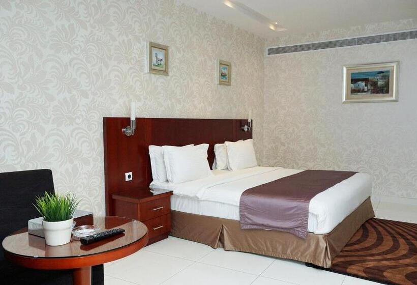 إستوديو قياسى, Grand Mayral