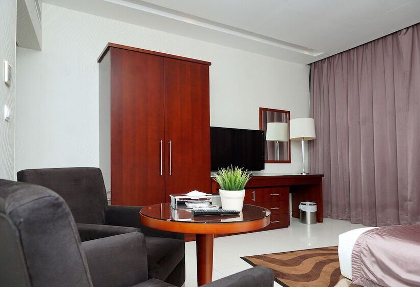 Студия Стандарт, Grand Mayral