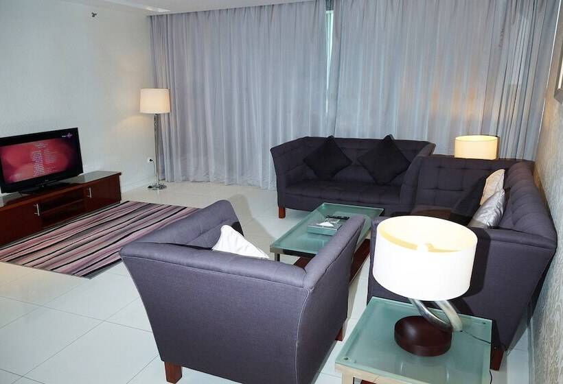 جناح إدارى, Grand Mayral