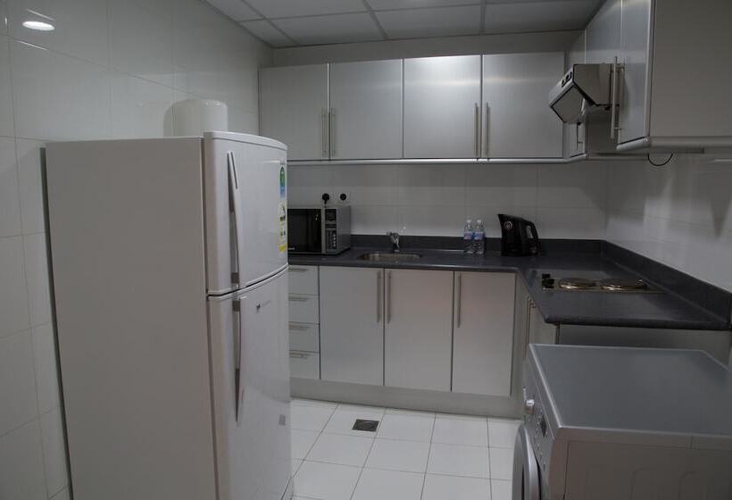 جناح إدارى, Grand Mayral