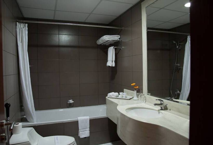 جناح, Grand Mayral