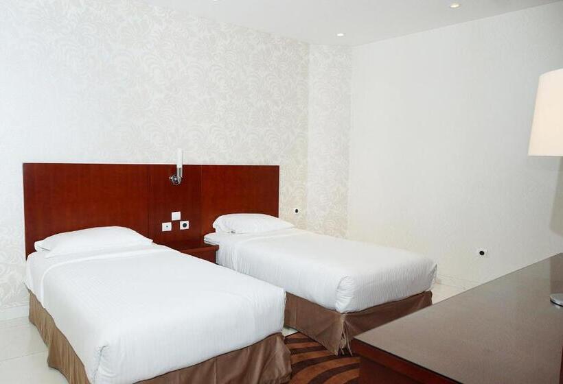 جناح, Grand Mayral