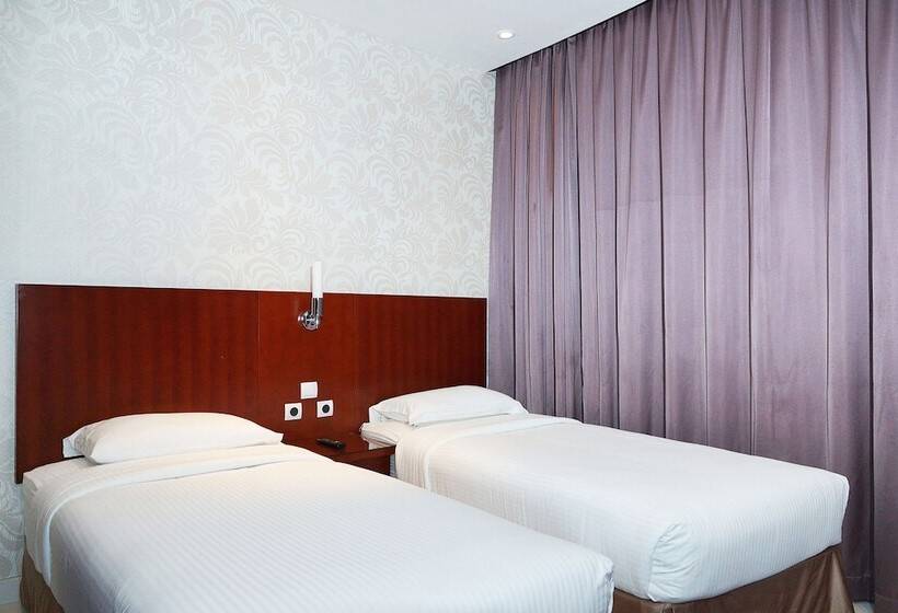 جناح عائلي, Grand Mayral