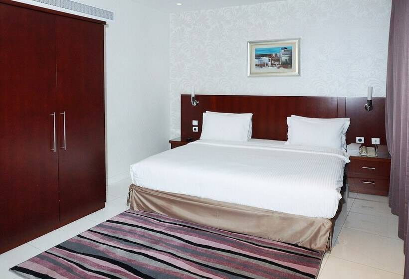 جناح إدارى, Grand Mayral