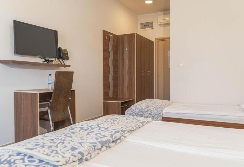 Triple Room Sea View, Lavender Oleander Resort