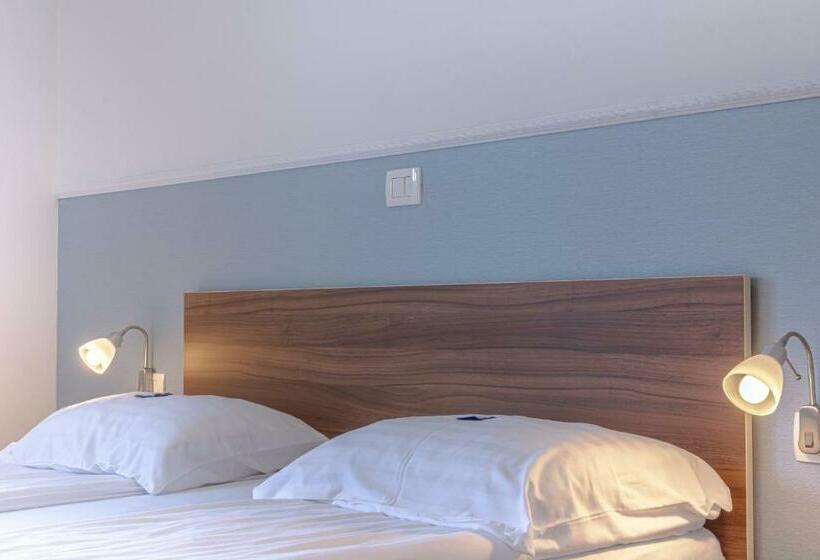 اتاق استاندارد با چشم‌انداز باغ, Lavender  Oleander Resort
