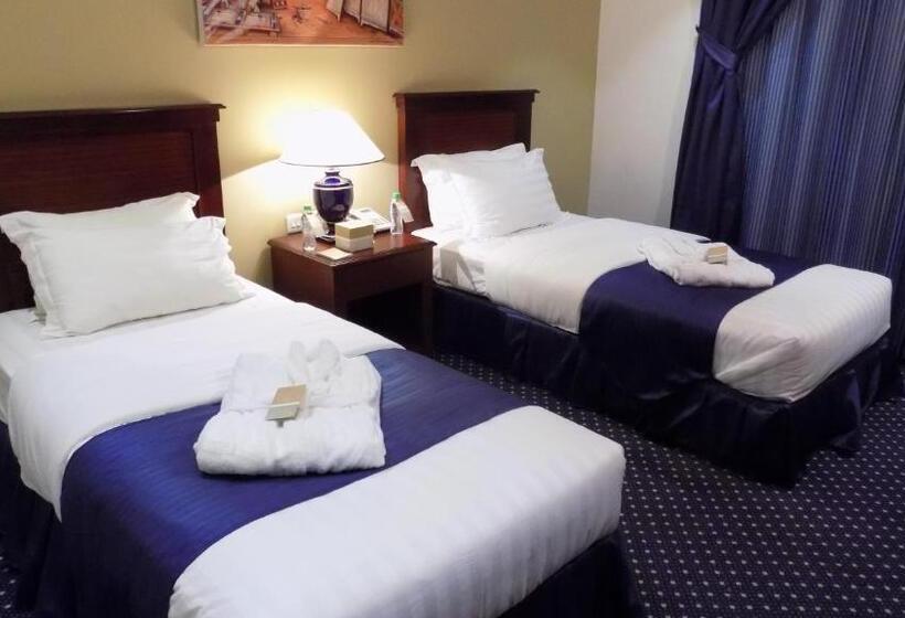 带2个卧室的套房, Onizah