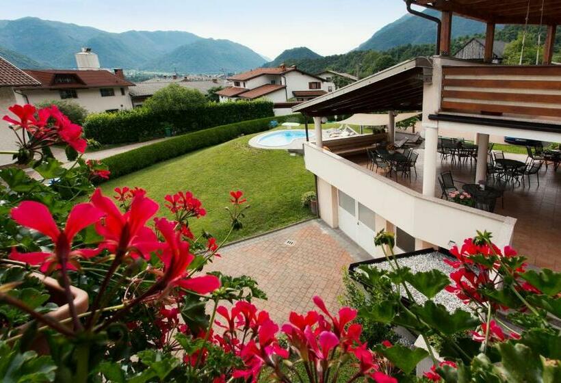 اتاق خانوادگی, Penzion Kobala