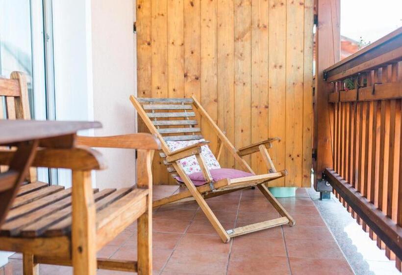 اتاق خانوادگی, Penzion Kobala