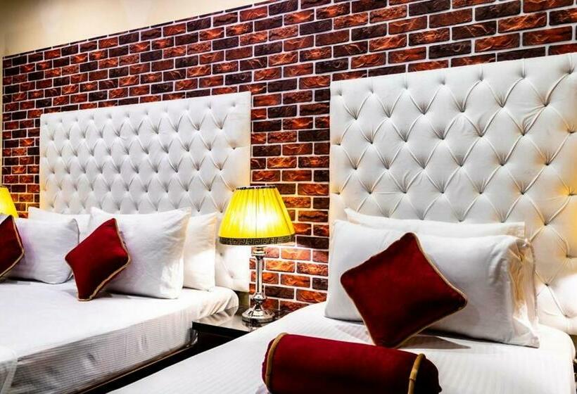 اتاق سوپریور با تخت بزرگ, Rose Palace Hotel, Gulberg