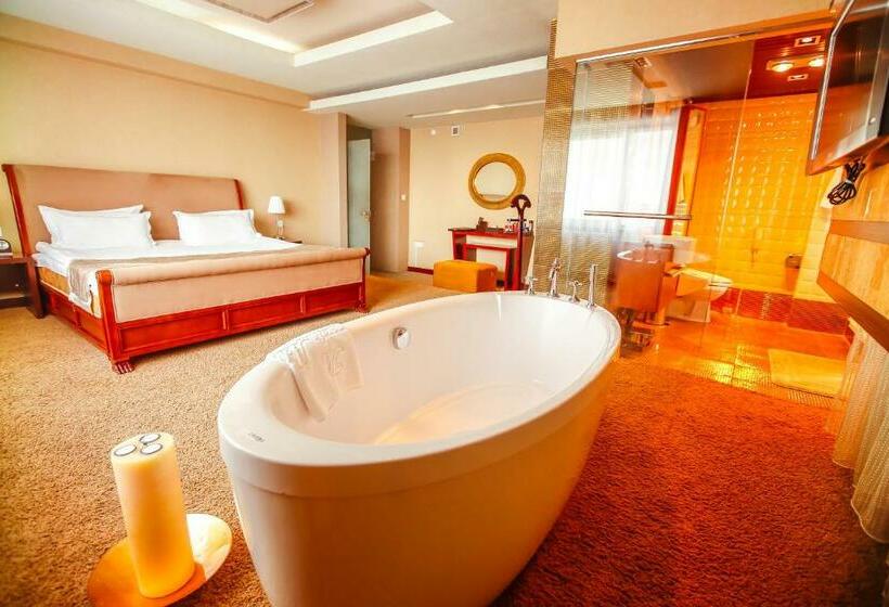 سوئیت پریمیوم, The Corporate Hotel Central