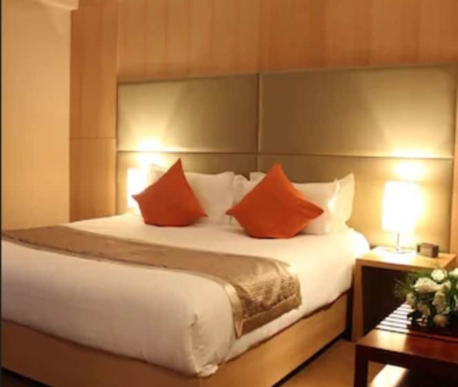 اتاق استاندارد, The Corporate Hotel Central