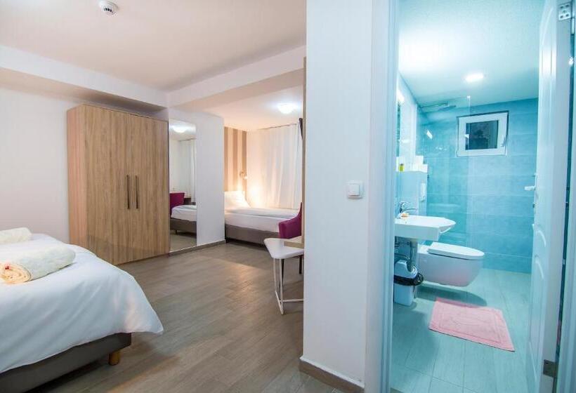 اتاق استاندارد سه نفره, Villa Jordan