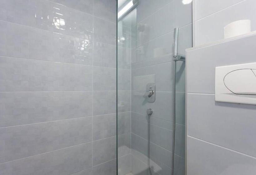 1 Bedroom Apartment Lake View, Villa Jordan