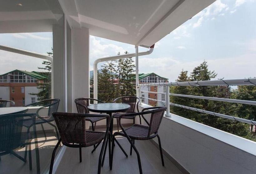 1 Bedroom Apartment Lake View, Villa Jordan