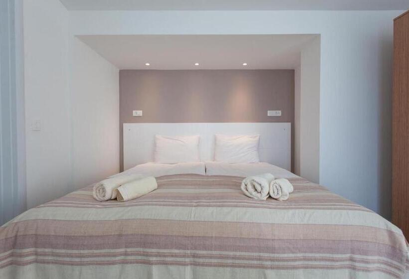 اتاق استاندارد چهارنفره با چشم‌انداز باغ, Villa Jordan