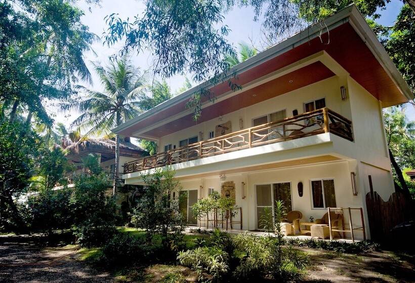 חדר סטנדרט לשלושה, Mike's Dauin Dive Resort