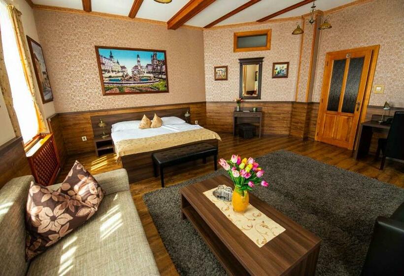 Suite, Kuria