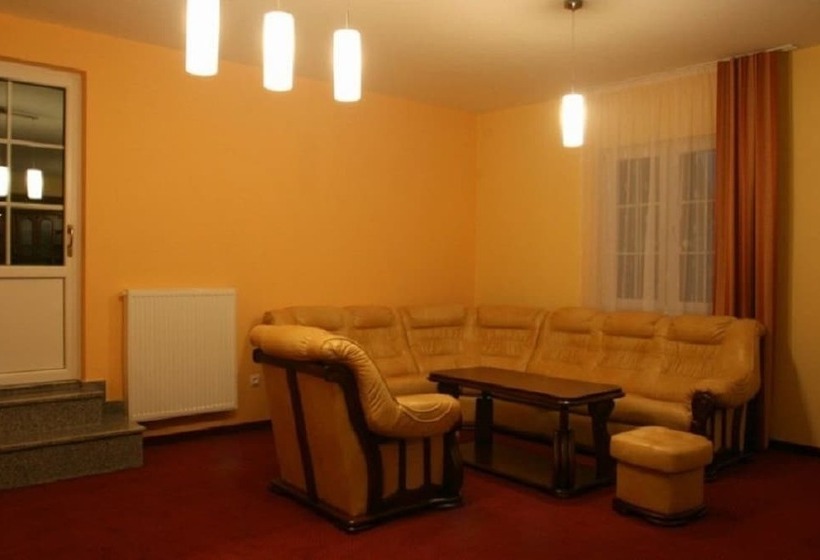 Номер Стандарт, Penzion Josu