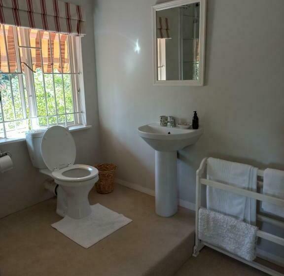 חדר דלוקס, 18 Pioneer Kloof