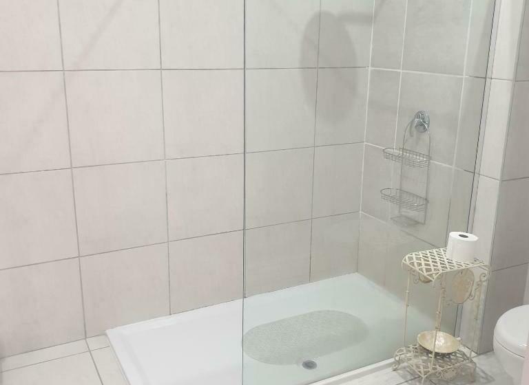 חדר דלוקס, 18 Pioneer Kloof