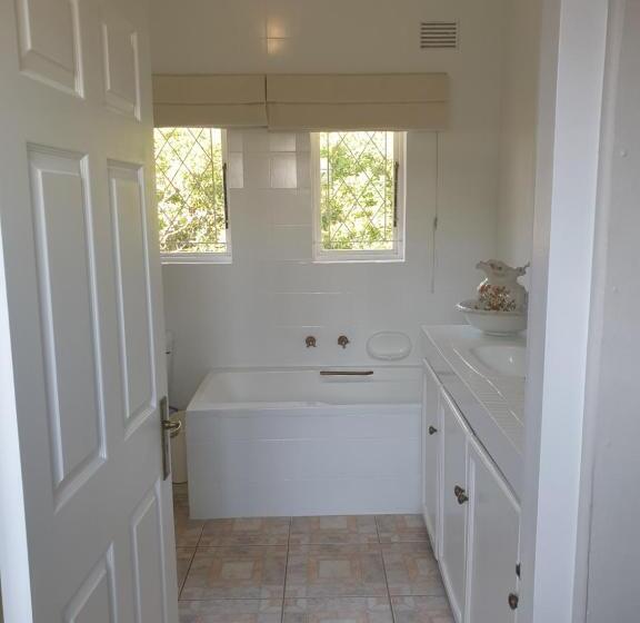 חדר סטנדרט, 18 Pioneer Kloof