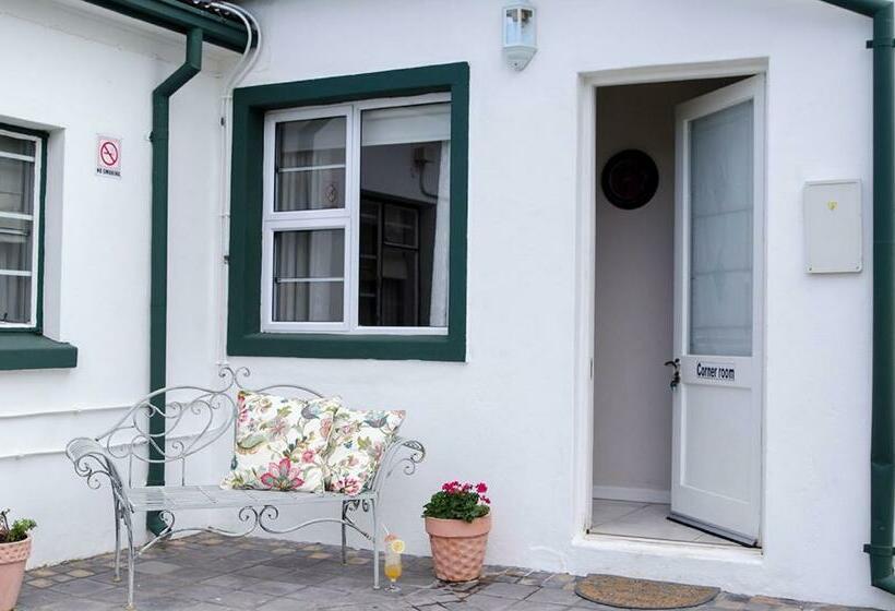 חדר דלוקס, Annies House