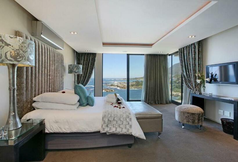 デラックススイート, Azamare Guest House