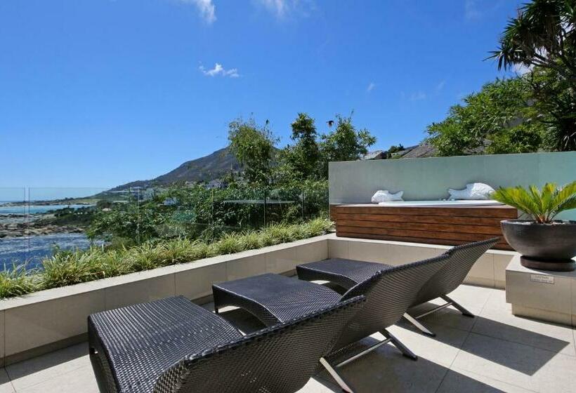 デラックススイート, Azamare Guest House