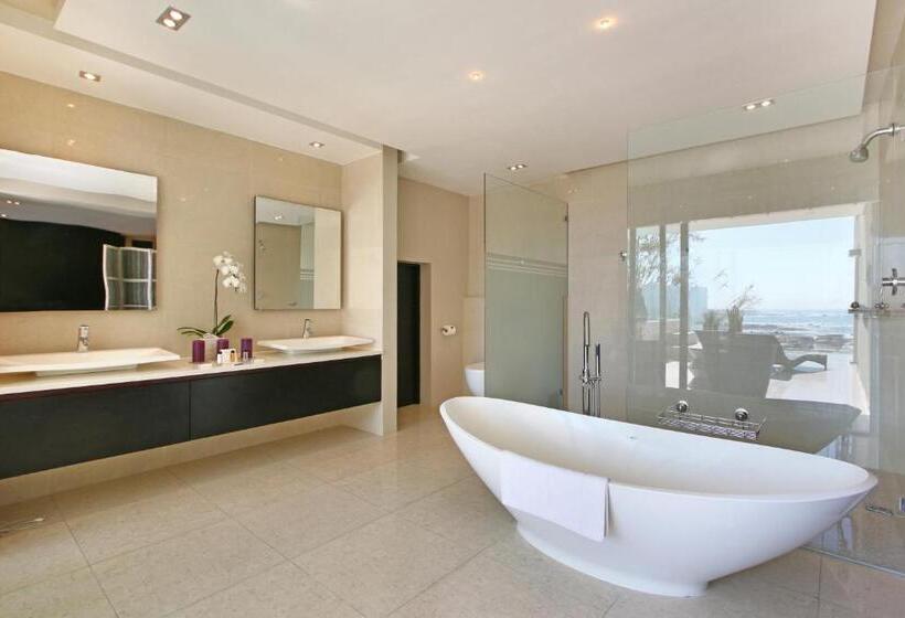 Люкс Повышенной Комфортности, Azamare Guest House