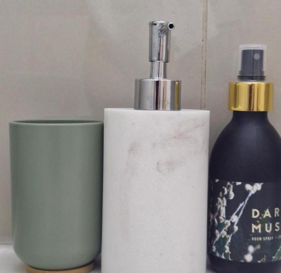 带大床的豪华间, Bhotani On Bax