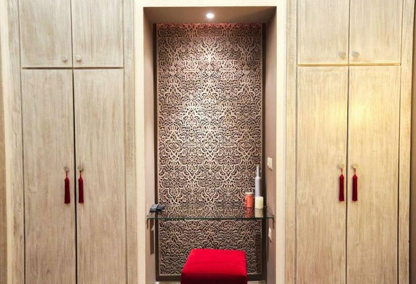 اتاق سوپریور, Riad Raoud Rayhane