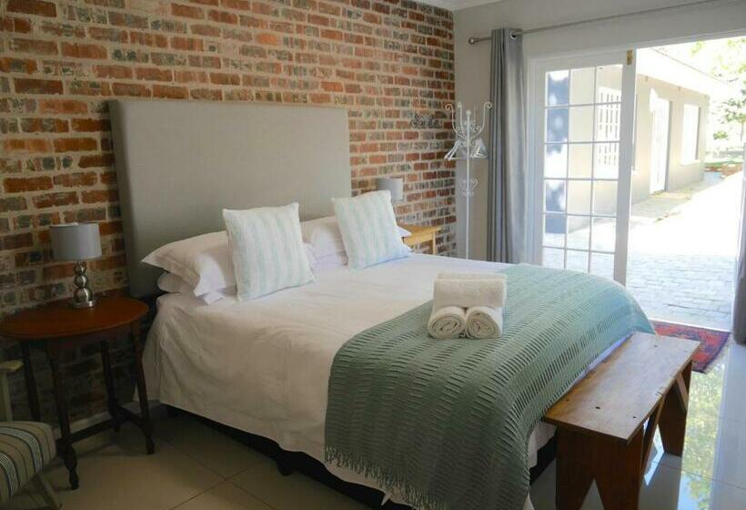 غرفة قياسية, The Garden Shed Guest House