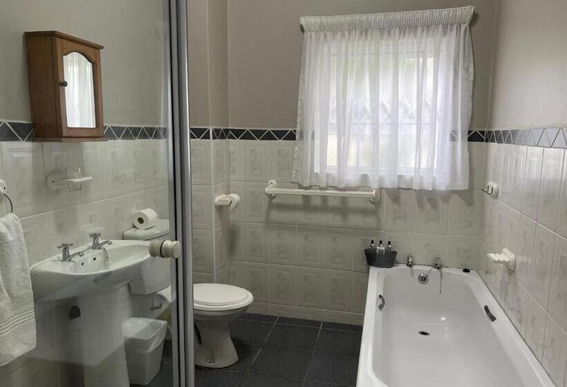 Студия Стандарт, Benri B&b & Selfcatering