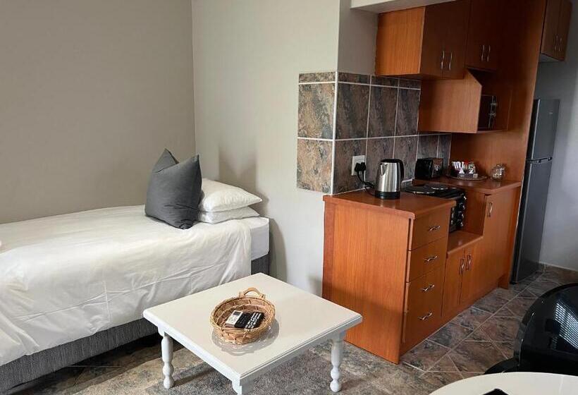 Студия Стандарт, Benri B&b & Selfcatering