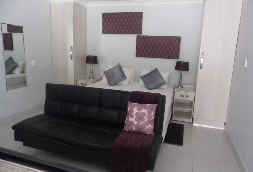 标准间, Bhotani On Bax