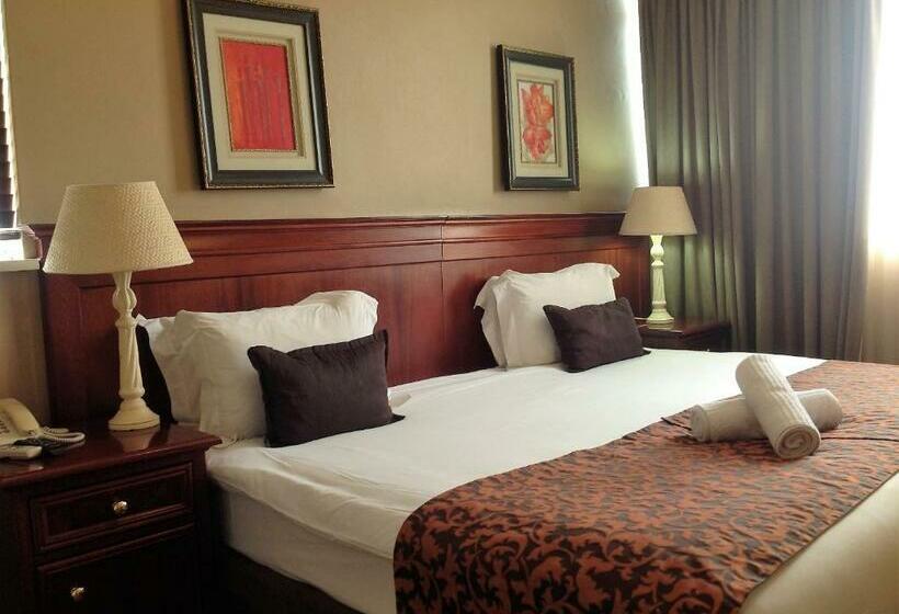 חדר סטנדרט עם מיטת קינג, Emakhosini Hotel On East