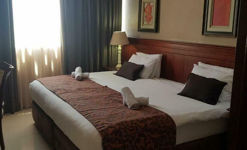 חדר סטנדרט עם מיטת קינג, Emakhosini Hotel On East