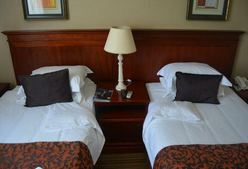 חדר סטנדרט, Emakhosini Hotel On East