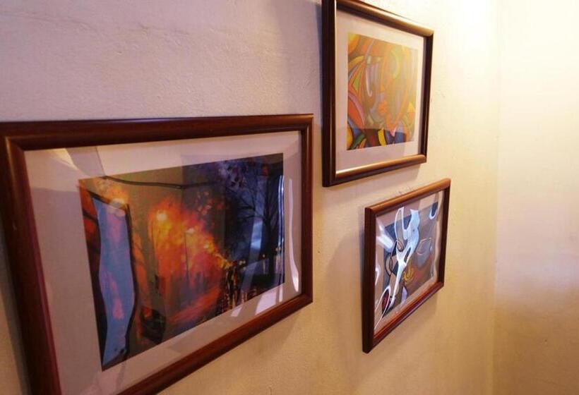 סטודיו דלוקס, Boutique Guest House