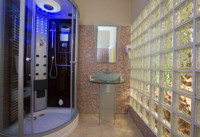 اتاق استاندارد, Bow Garden