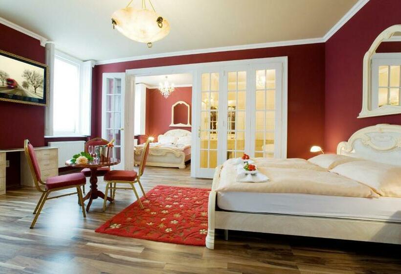 سوییت, Bow Garden