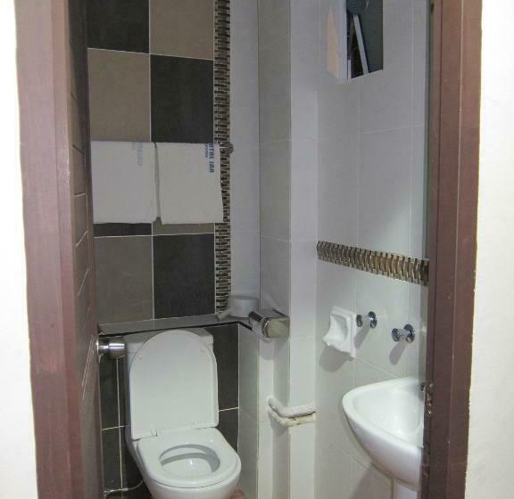 标准间, Oriental Inn