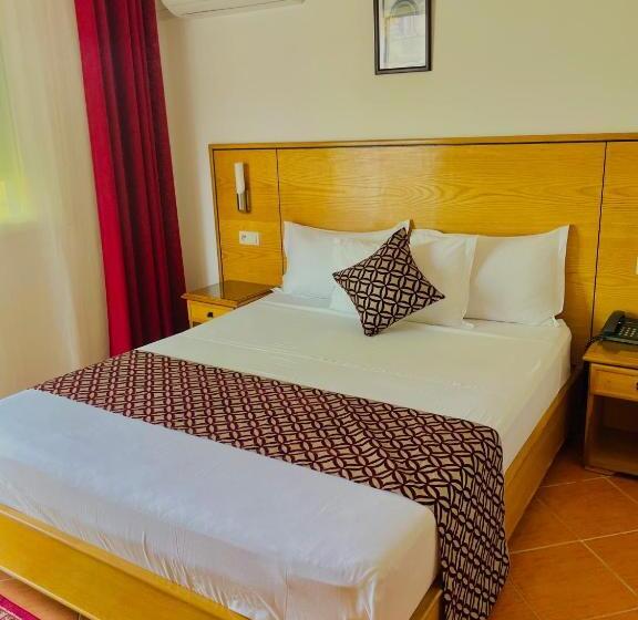 اتاق استاندارد, Sary S